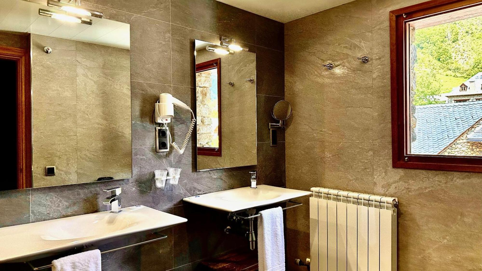 Hotel L'Aüt Eril la Vall Dış mekan fotoğraf